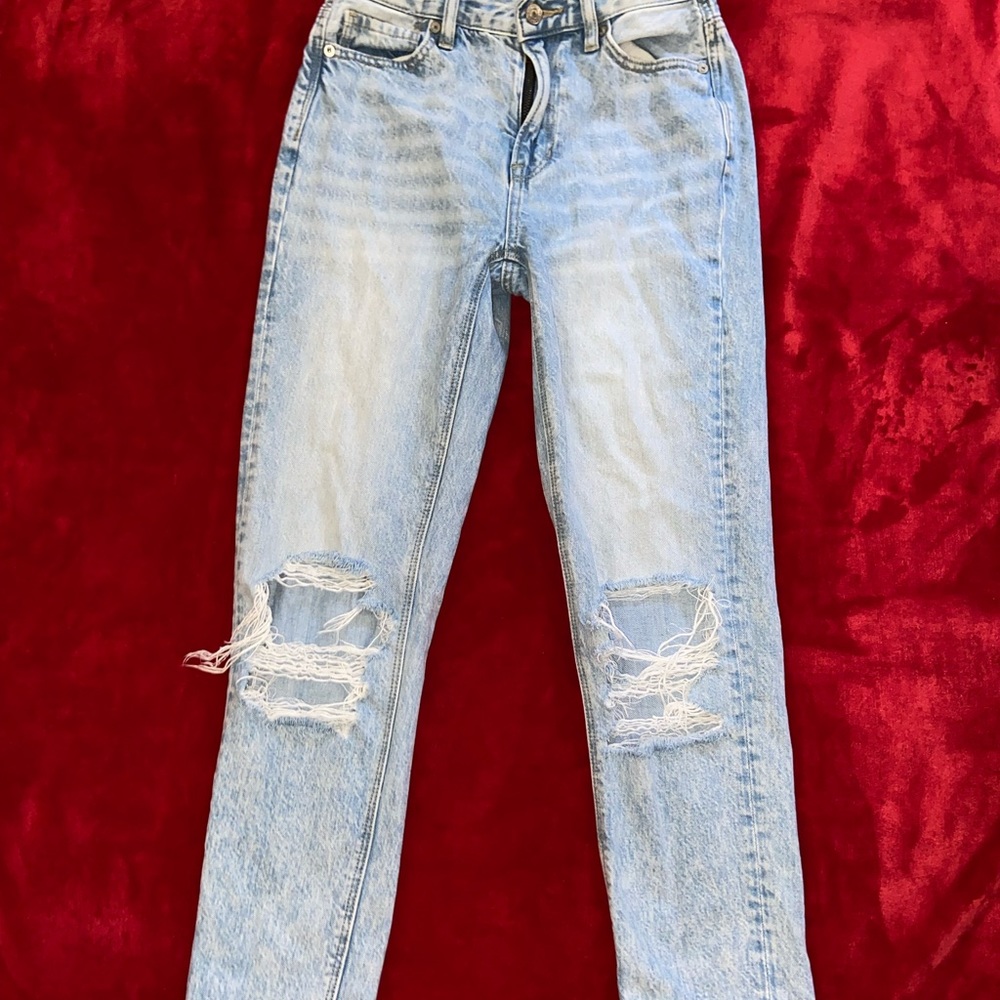 American Eagle mom jeans